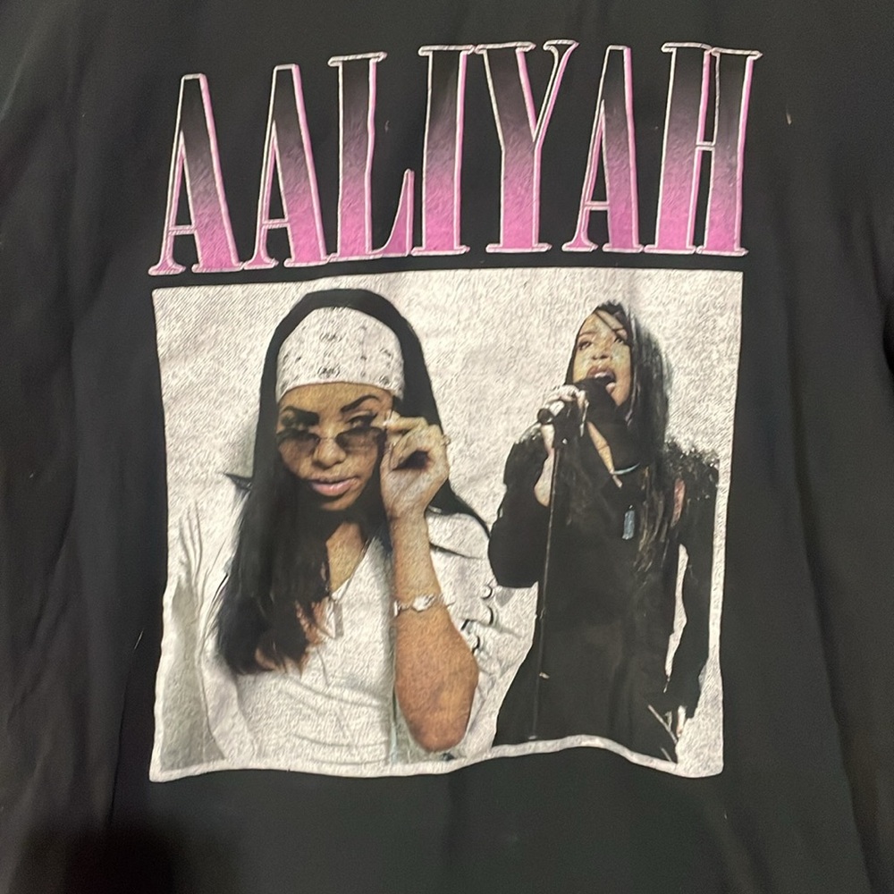 Aaliyah shirt, size large - Picture 2 of 4
